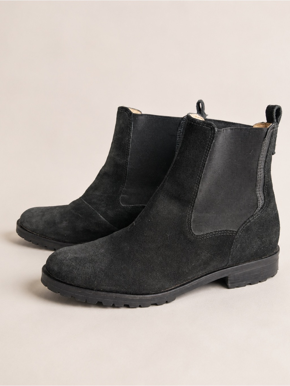Jack Rogers Pippa Black Suede Chelsea Boots Lug Sole Women’s 6.5 M